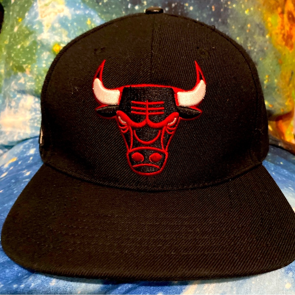 Pro Standard Chicago Bulls Snap Back Cap  Black